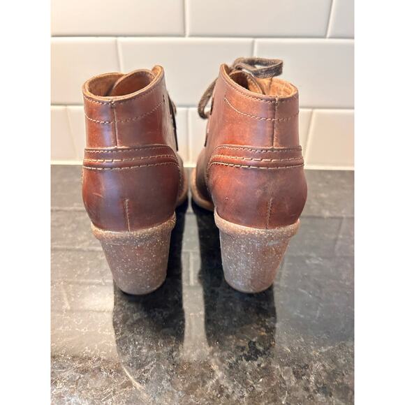 Clarks Carleta Lyon Women's Leather‎ Block Heel Ankle Boots Booties Brown SZ 7.5 - Picture 6 of 10